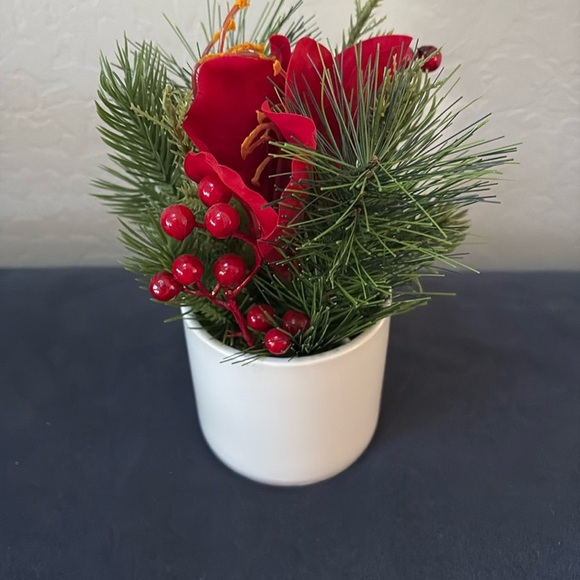Threshold Christmas decor - Picture 1 of 5